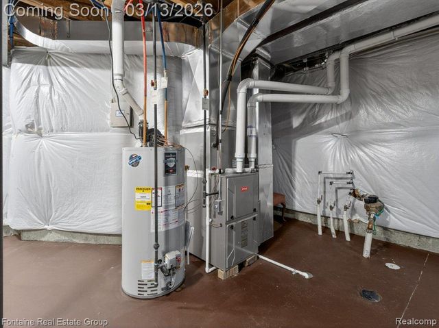 42893 Cardinal Way, Novi, MI 48375