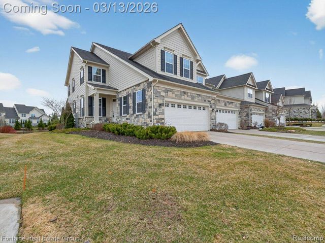 42893 Cardinal Way, Novi, MI 48375