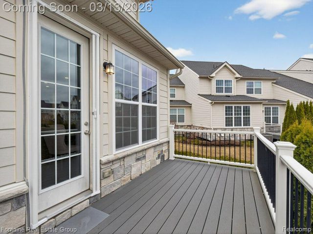 42893 Cardinal Way, Novi, MI 48375