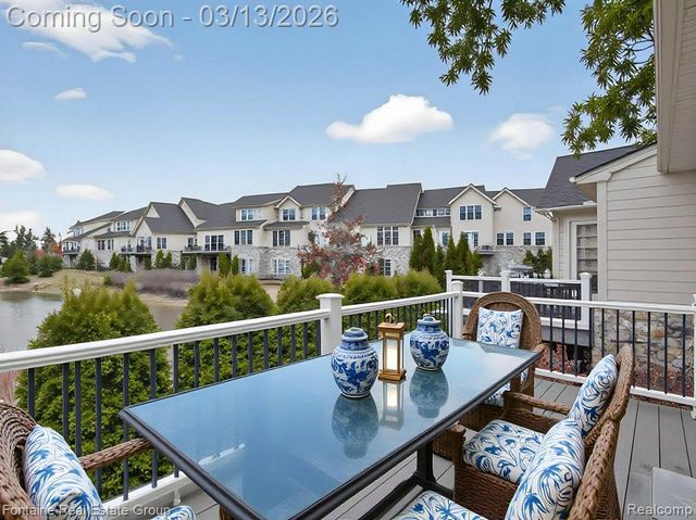 42893 Cardinal Way, Novi, MI 48375