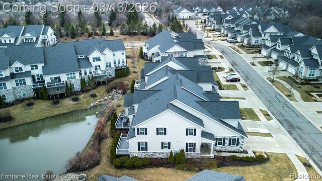 42893 Cardinal Way, Novi, MI 48375