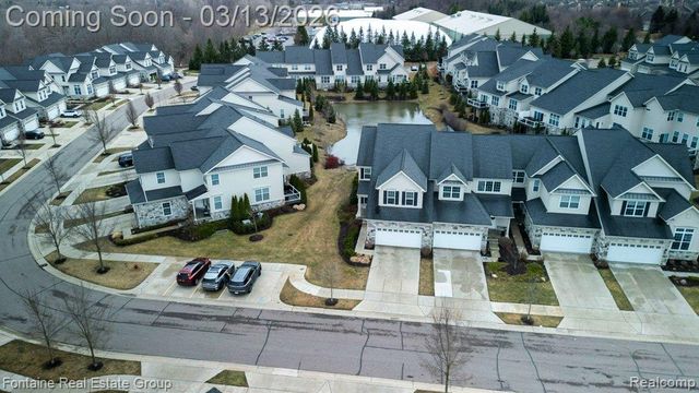 42893 Cardinal Way, Novi, MI 48375