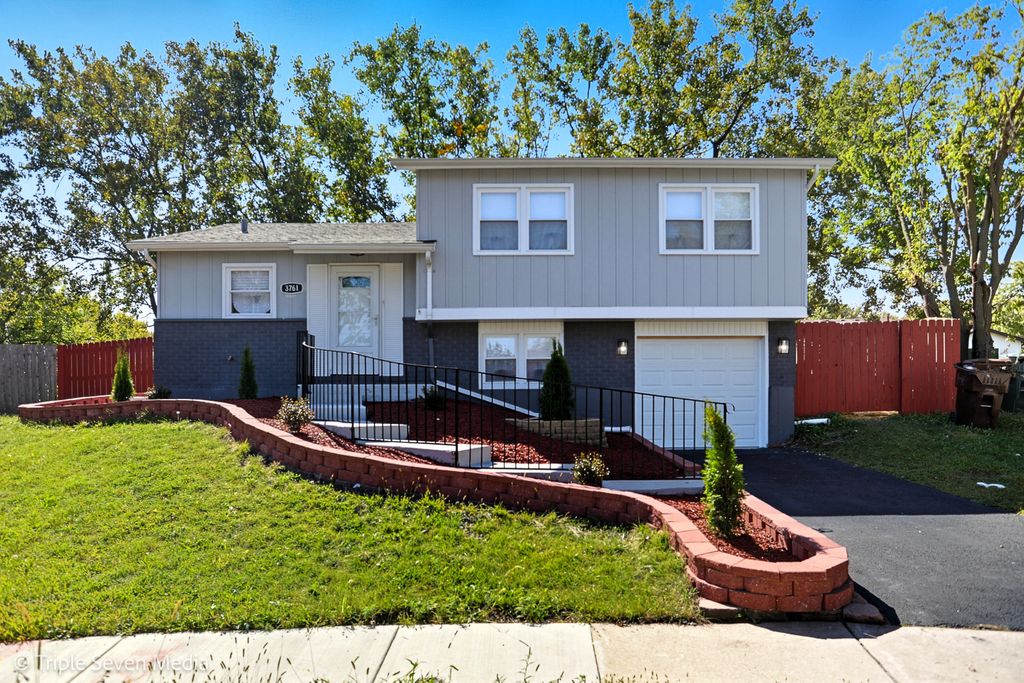 3761 Kirk Court, Country Club Hills, IL 60478