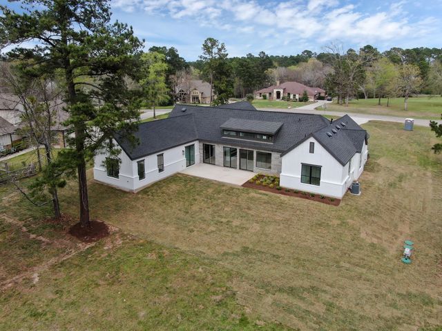 14742 Turquoise Trail, Willis, TX 77378