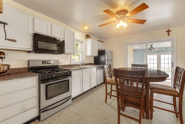140 Hjelm Road, Porter, IN 46304