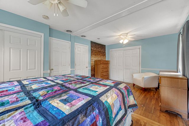 140 Hjelm Road, Porter, IN 46304