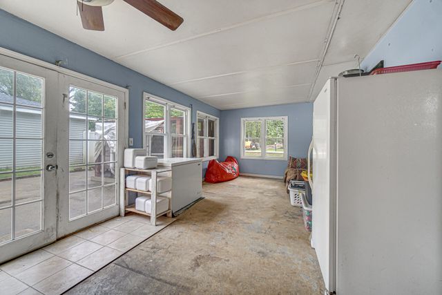 140 Hjelm Road, Porter, IN 46304
