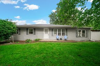 140 Hjelm Road, Porter, IN 46304