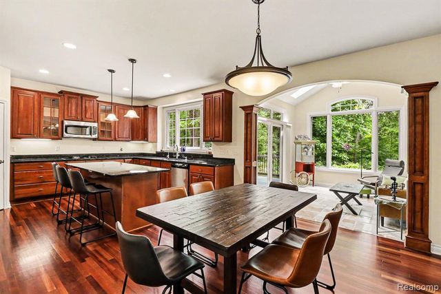 10490 Deer Ridge Trail, Holly, MI 48442