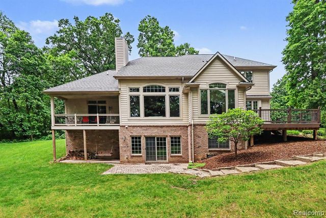 10490 Deer Ridge Trail, Holly, MI 48442
