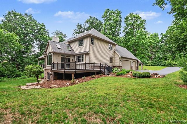 10490 Deer Ridge Trail, Holly, MI 48442