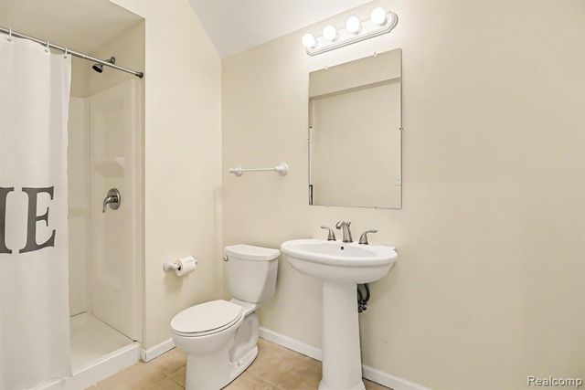 10490 Deer Ridge Trail, Holly, MI 48442