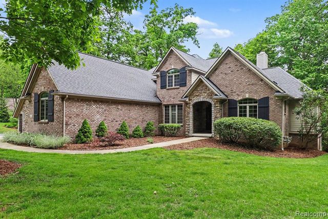 10490 Deer Ridge Trail, Holly, MI 48442