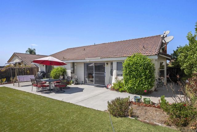 2336 Wind River Rd, El Cajon, CA 92019