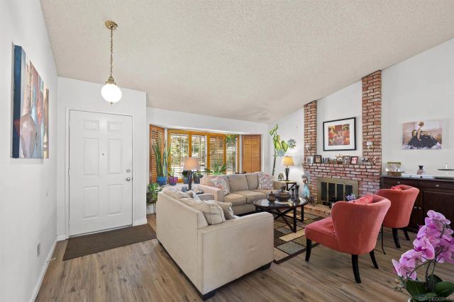 2336 Wind River Rd, El Cajon, CA 92019