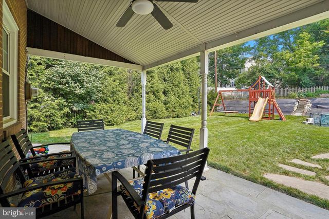 3032 EDMONDS RD, Lafayette Hill, PA 19444