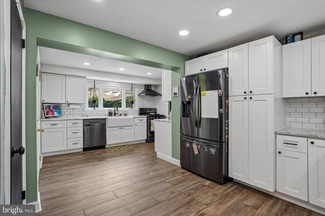 3032 EDMONDS RD, Lafayette Hill, PA 19444
