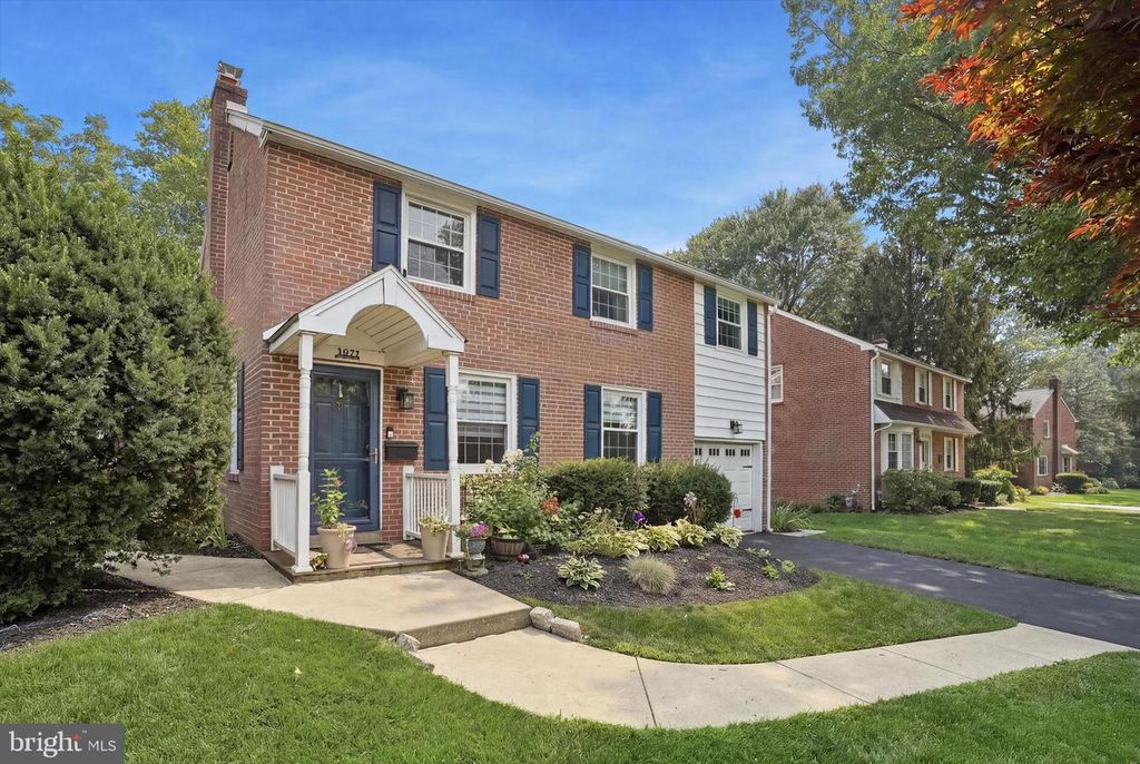 3032 EDMONDS RD, Lafayette Hill, PA 19444