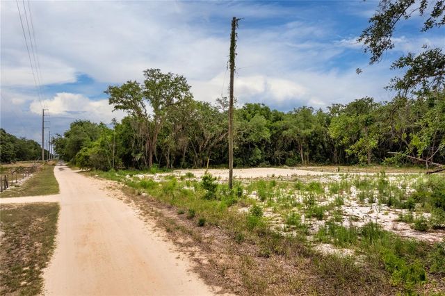 BAY STREET, Leesburg, FL 34788