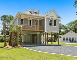 7103 E Yacht Drive, Oak Island, NC 28465