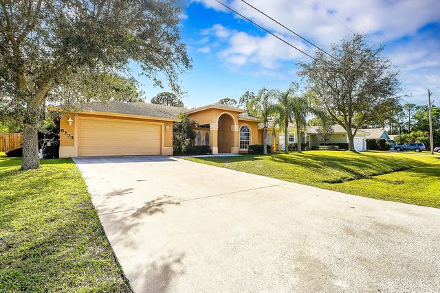 6173 NW East Deville Circle, Port St. Lucie, Port St Lucie, FL 34986