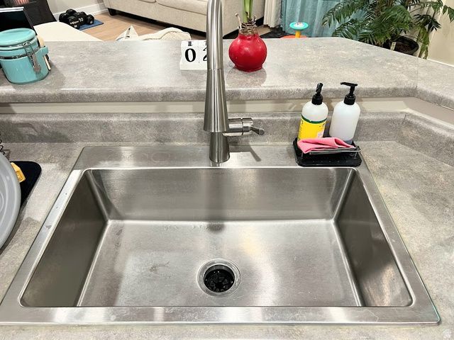 4896 W ASPEN SPRINGS DR, Riverton, UT 84096