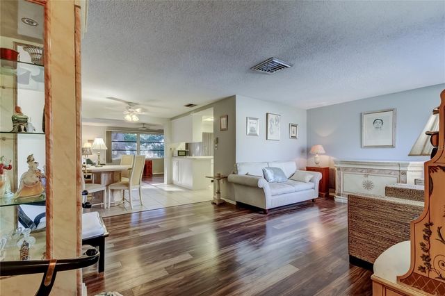 8210 WOODSONG ROW, Hudson, FL 34667