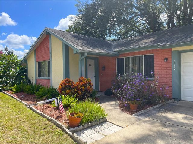 8210 WOODSONG ROW, Hudson, FL 34667