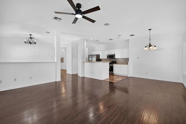 2113 Pearson WAY, Round Rock, TX 78665