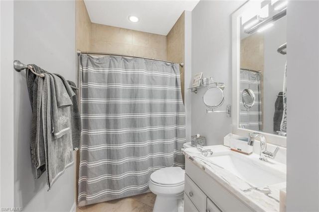 6865 Il Regalo CIR, Naples, FL 34109