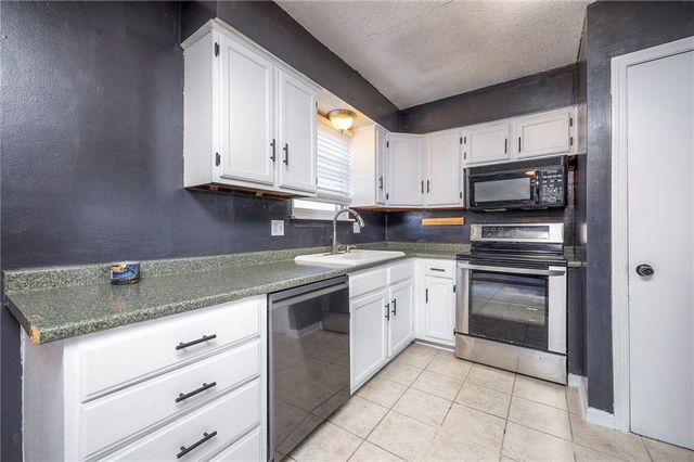 21850 W 179th Street, Olathe, KS 66062