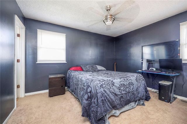 21850 W 179th Street, Olathe, KS 66062