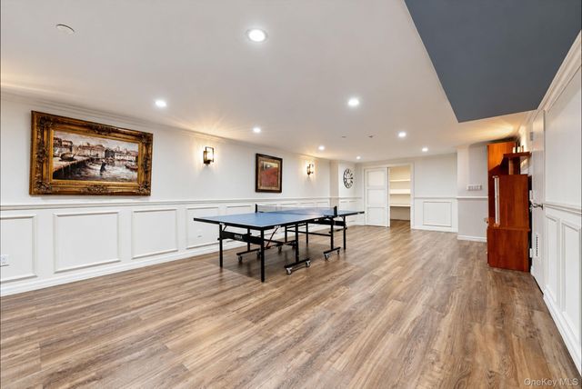 2305 Townhome Way, Huntington Station, NY 11746