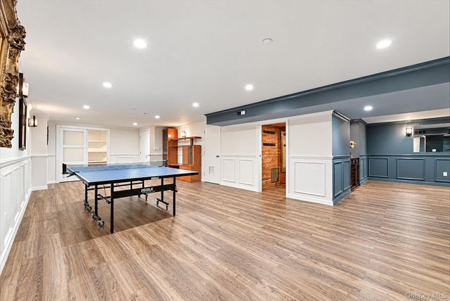 2305 Townhome Way, Huntington Station, NY 11746