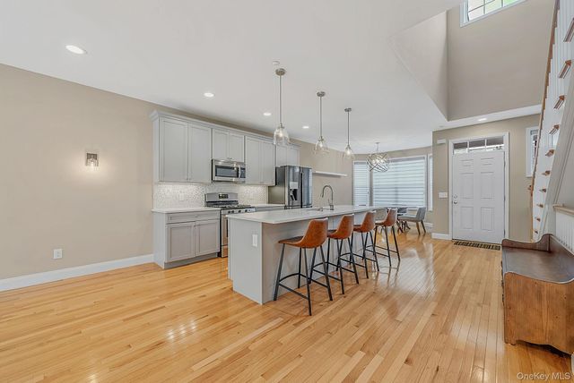 2305 Townhome Way, Huntington Station, NY 11746
