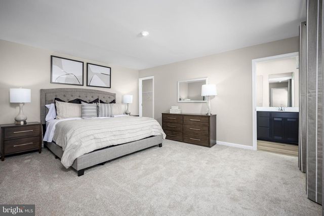 29 EAGLE DR, Gettysburg, PA 17325