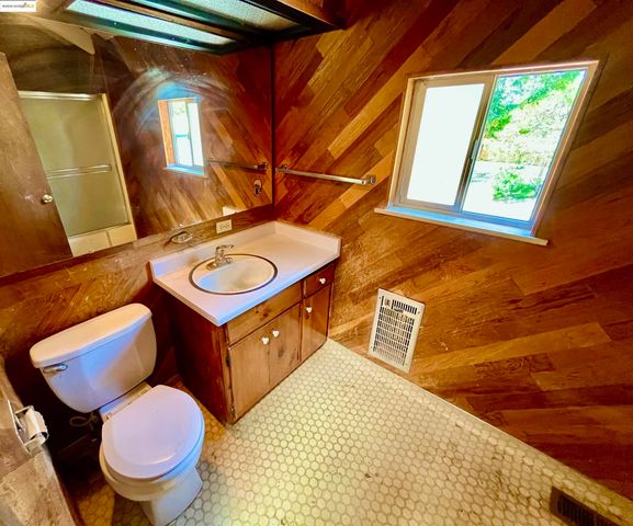 24691 Quartz Ave, Mi Wuk Village, CA 95346