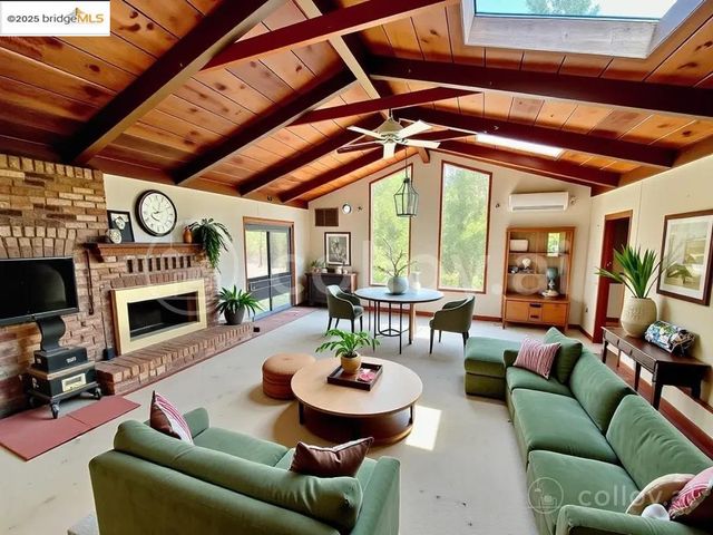 24691 Quartz Ave, Mi Wuk Village, CA 95346