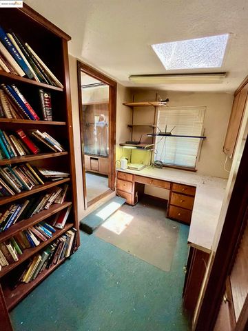 24691 Quartz Ave, Mi Wuk Village, CA 95346