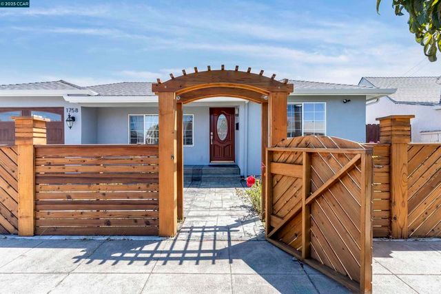 1758 Garvin Ave, Richmond, CA 94801