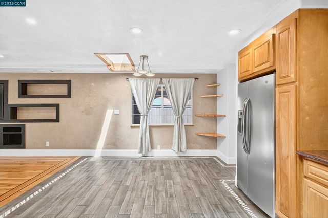 1758 Garvin Ave, Richmond, CA 94801