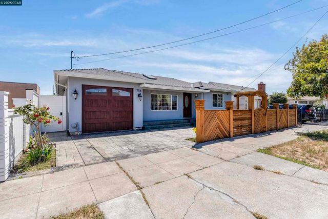 1758 Garvin Ave, Richmond, CA 94801