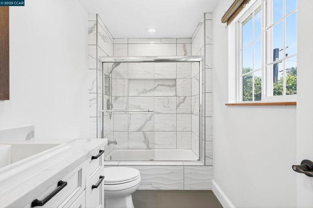 1758 Garvin Ave, Richmond, CA 94801