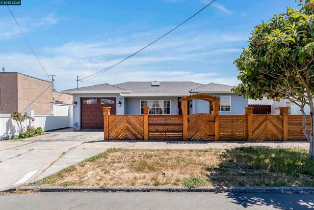 1758 Garvin Ave, Richmond, CA 94801