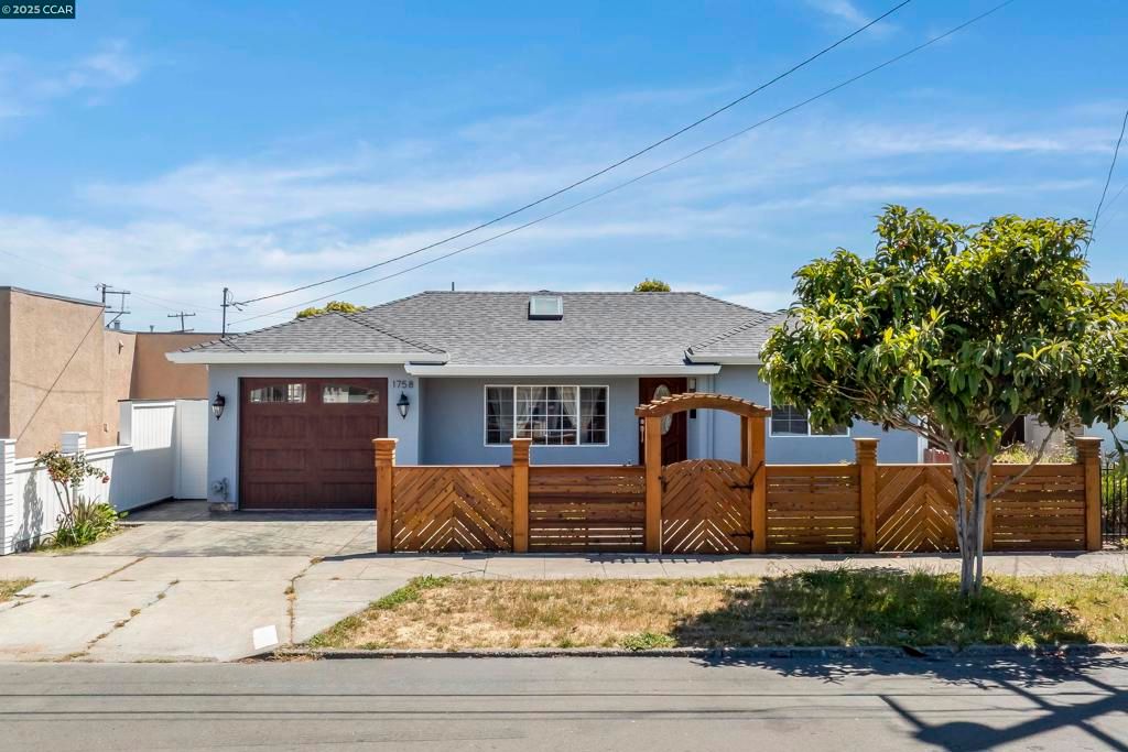 1758 Garvin Ave, Richmond, CA 94801
