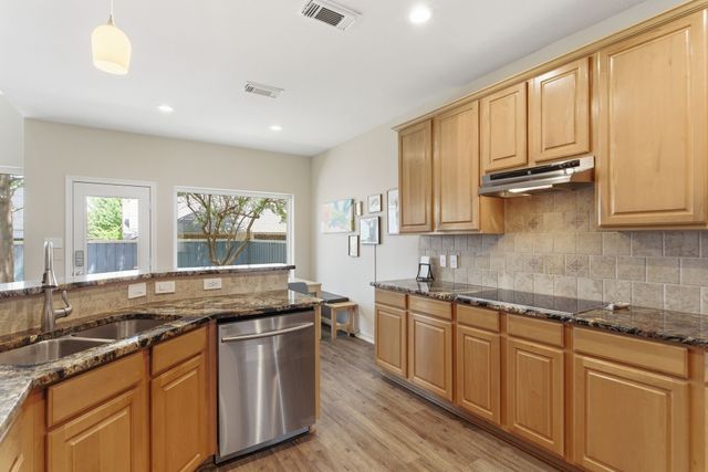 2512 Blue Ridge Trail, Flower Mound, TX 75028