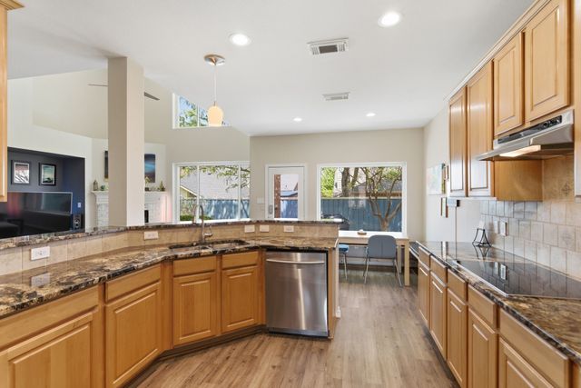 2512 Blue Ridge Trail, Flower Mound, TX 75028