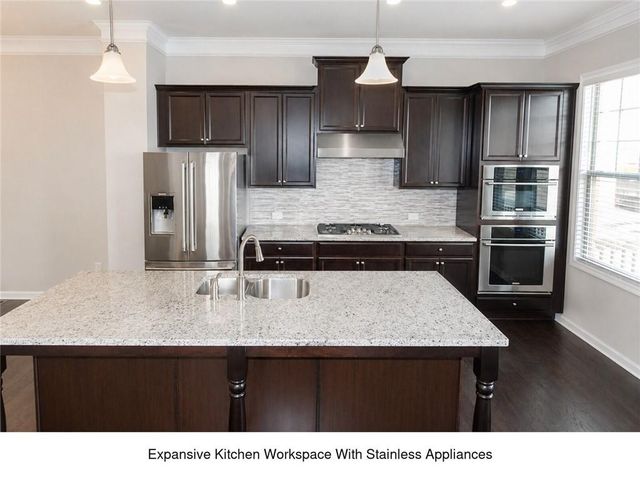 320 Beacons Place, Alpharetta, GA 30005
