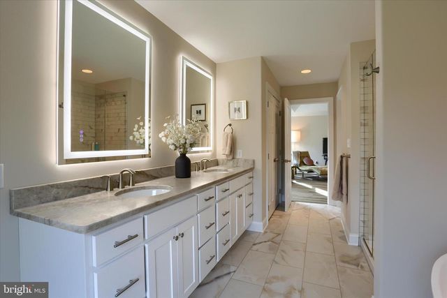 342 PENNINGTON DRIVE, Mechanicsburg, PA 17055
