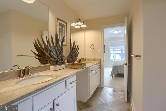 342 PENNINGTON DRIVE, Mechanicsburg, PA 17055